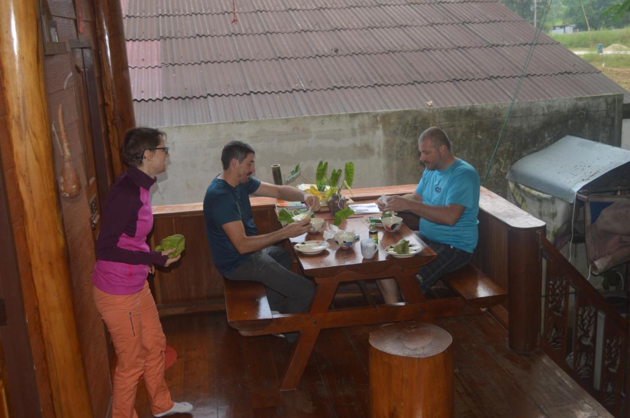 Apartamento The Local Mae Hong Son Exterior foto
