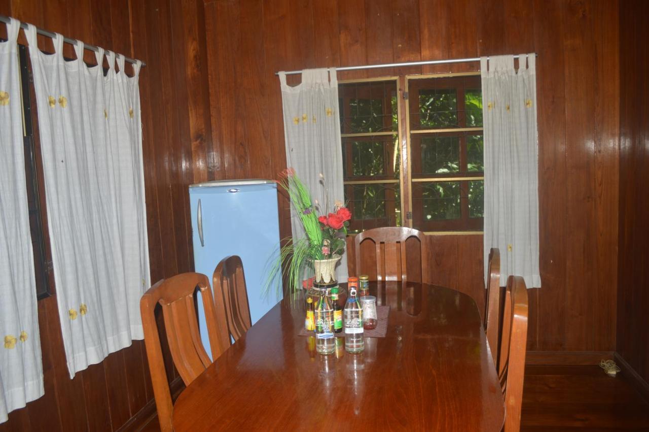 Apartamento The Local Mae Hong Son Exterior foto
