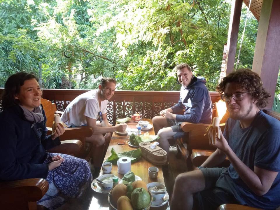Apartamento The Local Mae Hong Son Exterior foto